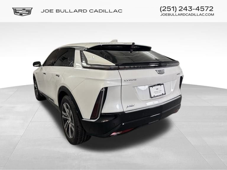 2025 Cadillac Lyriq Luxury photo 4