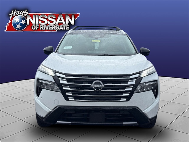 2025 Nissan Rogue Platinum photo 2