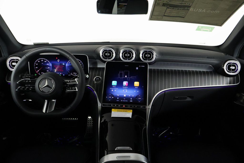 2026 Mercedes Benz GLC 350e 4MATIC photo 4