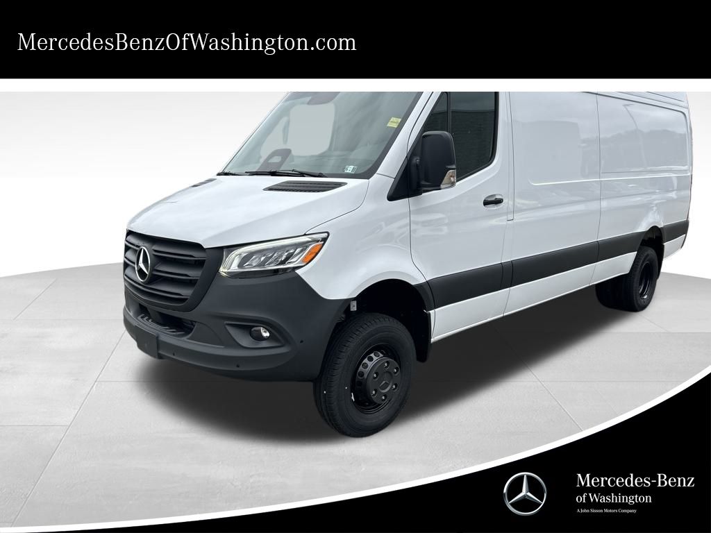 2026 Mercedes-Benz Sprinter Cargo Van Base's photo