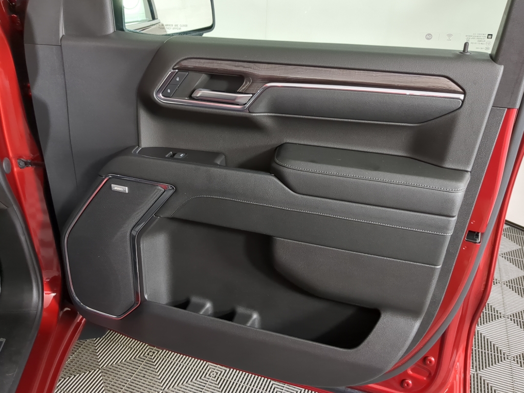 2024 Chevrolet Silverado 1500 LTZ photo 17