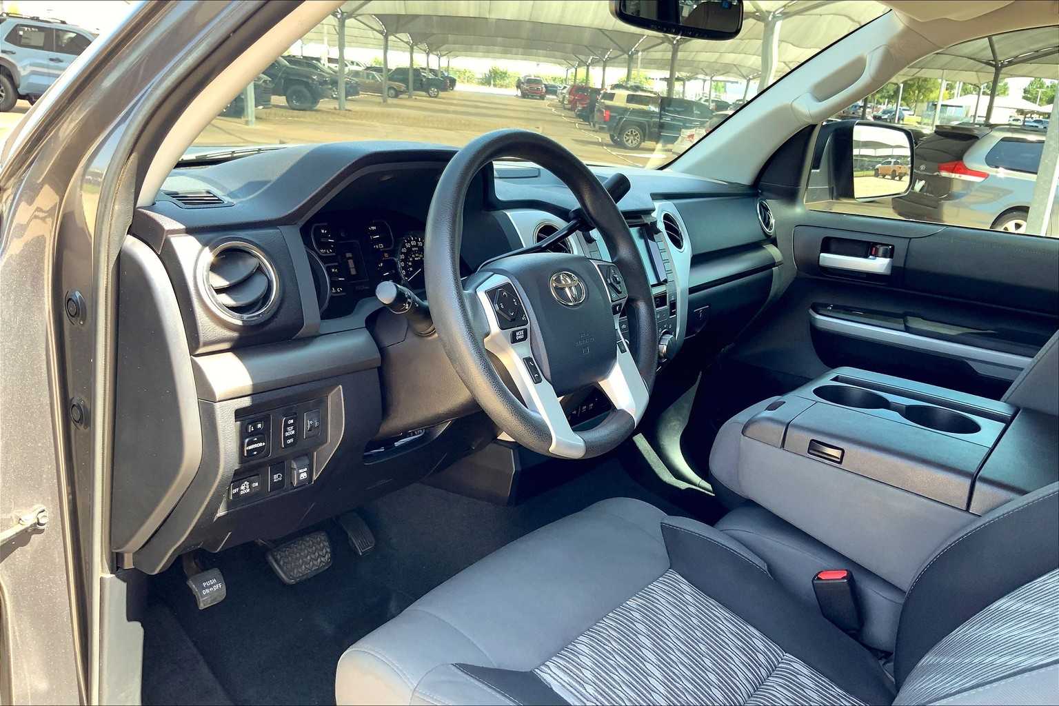 2020 Toyota Tundra SR5 Grade photo 15