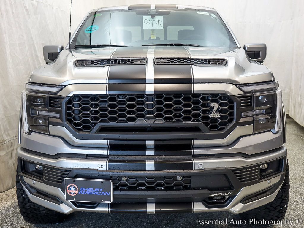 2025 Ford F-150 Lariat photo 4