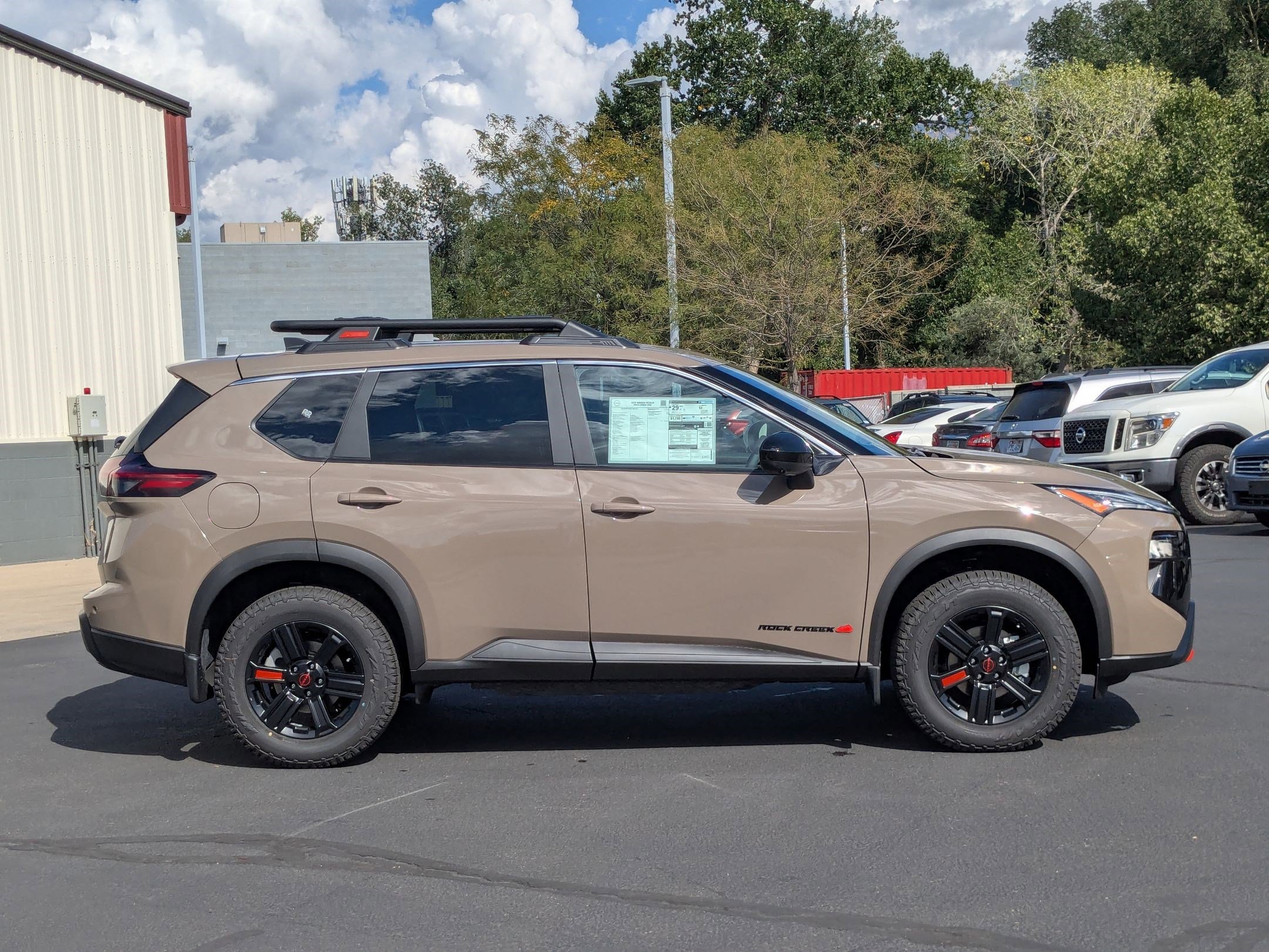2026 Nissan Rogue SV photo 2