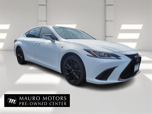 2022 Lexus ES