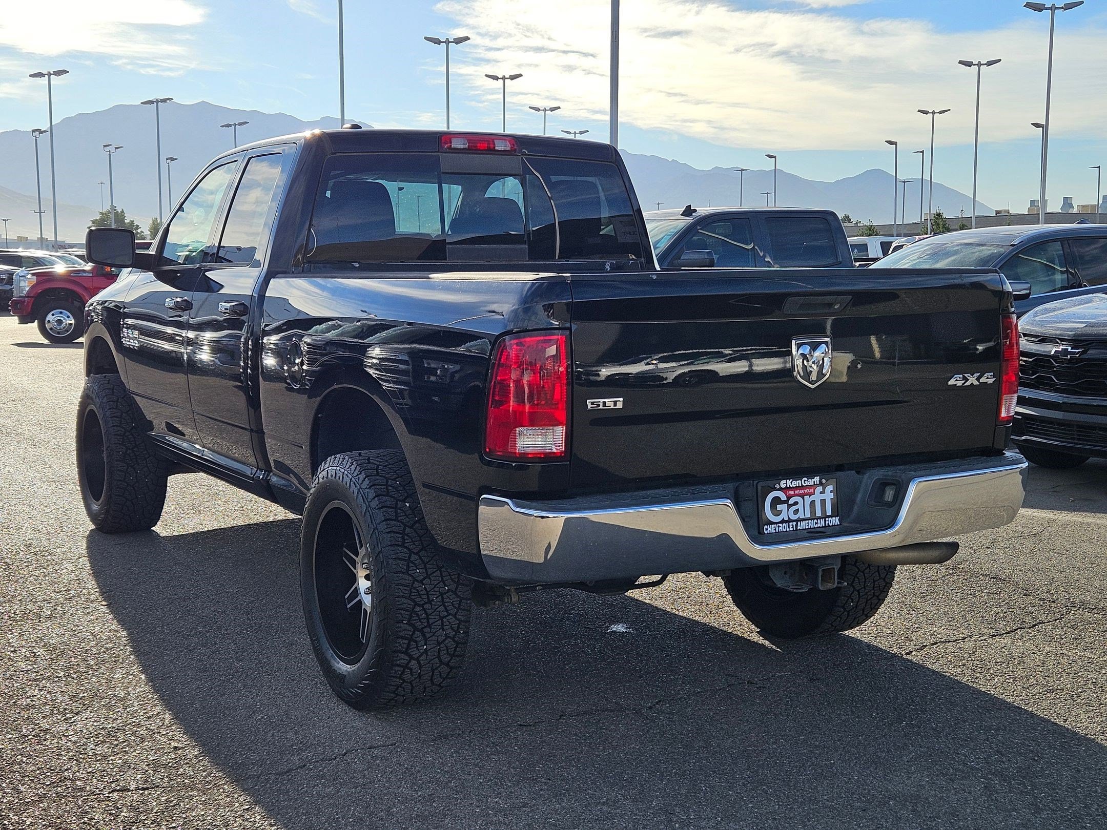 2013 Ram 1500 SLT photo 5
