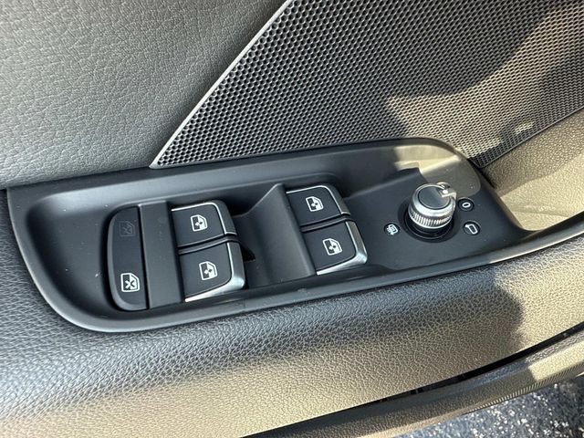 2017 Audi A3 2.0T Premium Plus photo 17