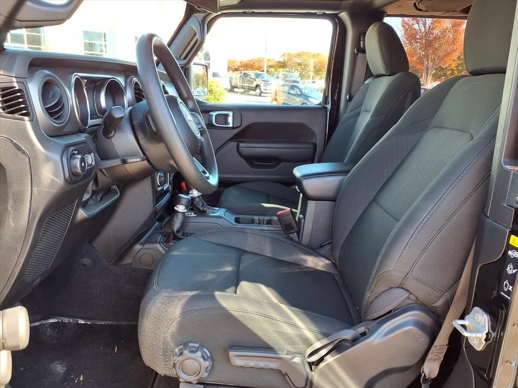 2022 Jeep Wrangler Willys Sport photo 3