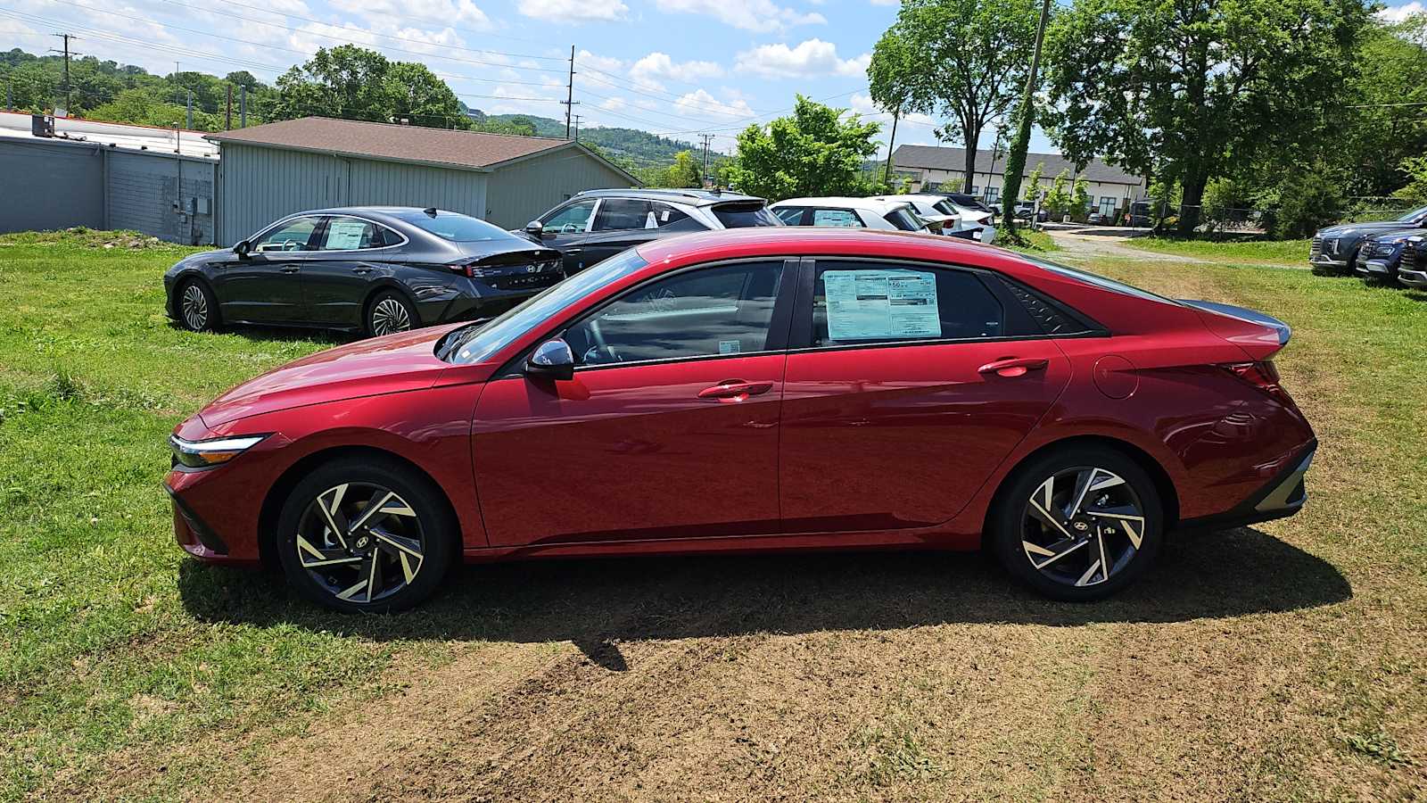 2025 Hyundai Elantra Hybrid SEL Sport photo 3