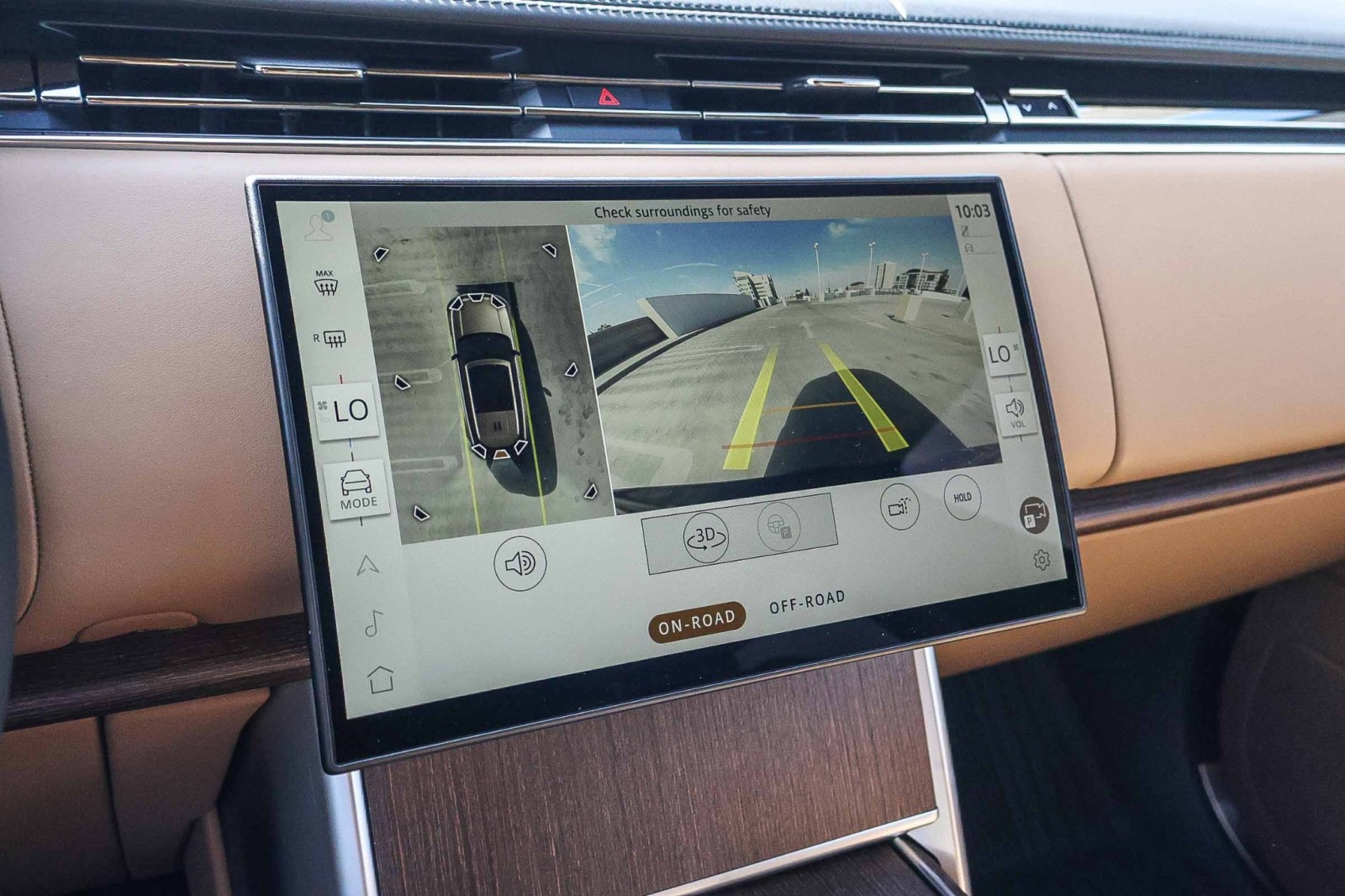 2025 Land Rover Range Rover SE photo 22