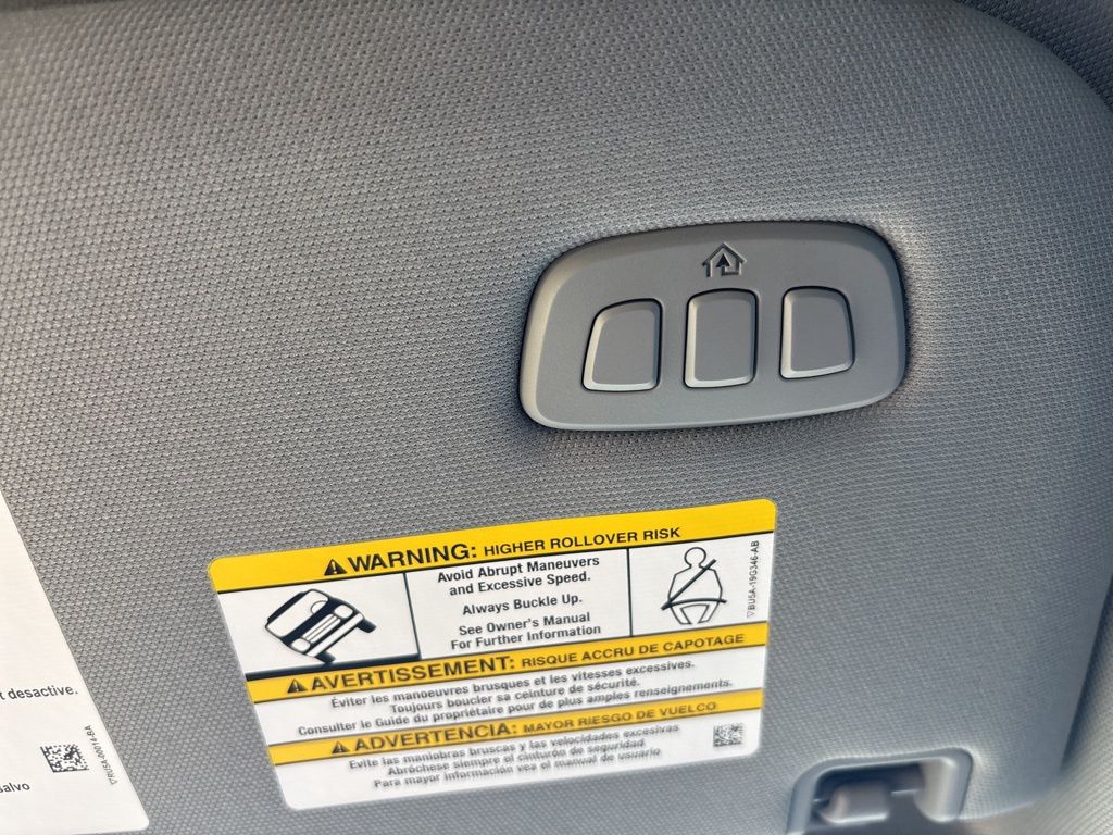 2025 Ford F-350 Lariat photo 27