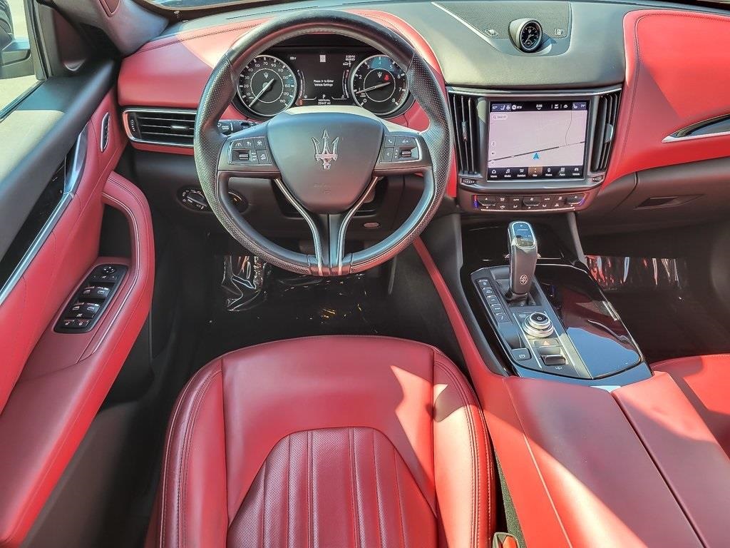 2021 Maserati Levante Base photo 13