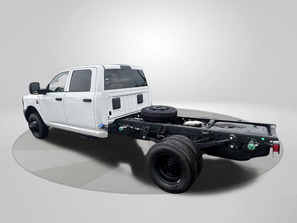2025 Ram 3500 Tradesman photo 5