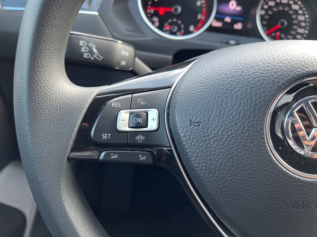 2021 Volkswagen Tiguan S photo 21
