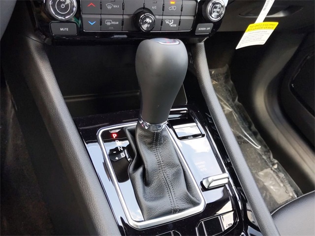 2026 Jeep Compass Latitude photo 18