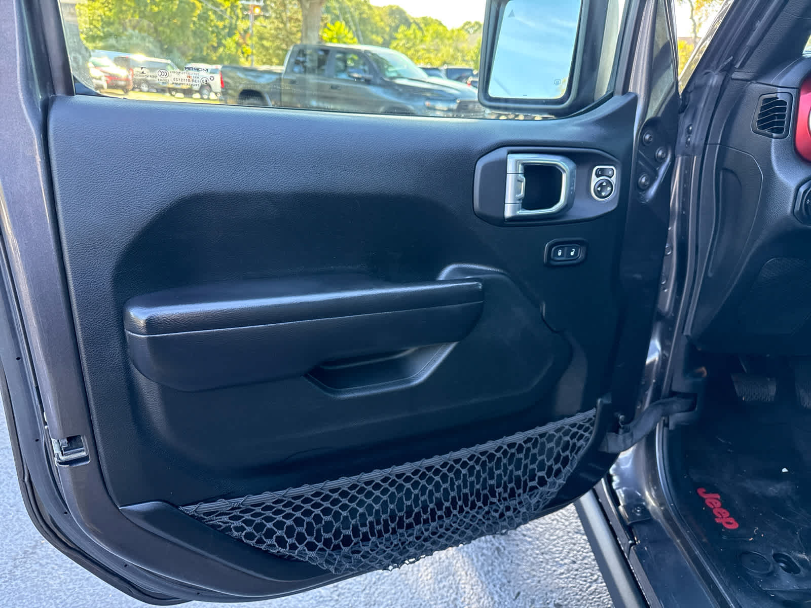 2021 Jeep Gladiator Rubicon photo 9