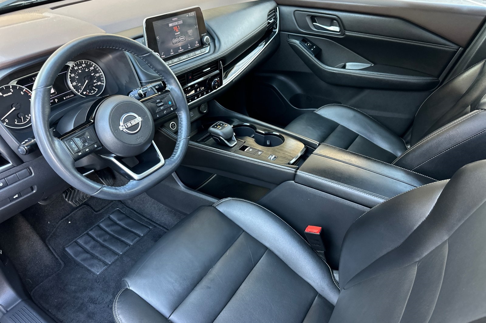 2022 Nissan Rogue SL photo 8