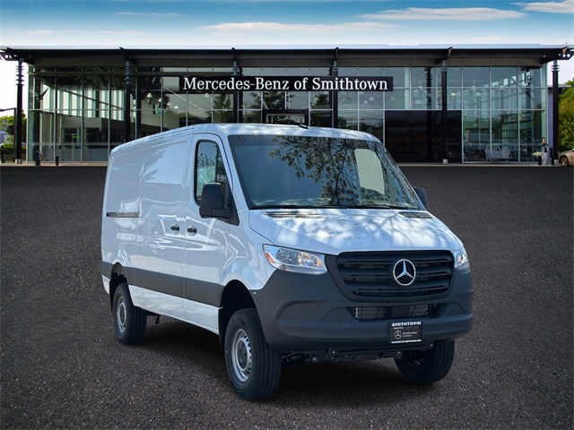 2025 Mercedes-Benz Sprinter Cargo Van Base's photo