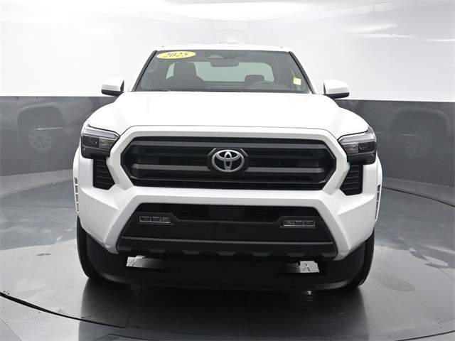 2025 Toyota Tacoma SR5 photo 2