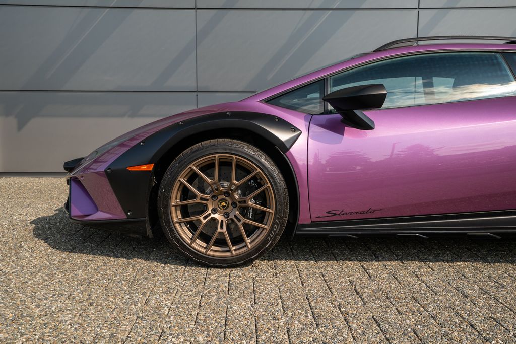 2024 Lamborghini Huracan Sterrato photo 22