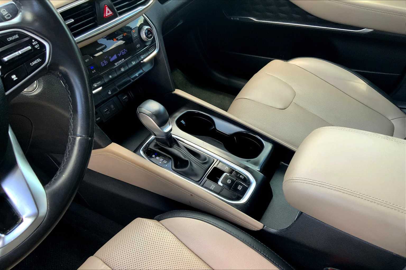 2019 Hyundai Santa Fe Limited photo 16