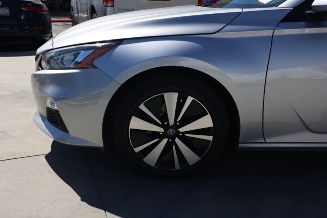 2022 Nissan Altima 2.5 SV photo 10