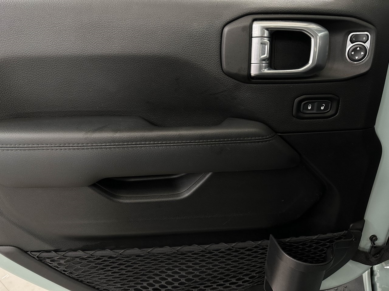 2023 Jeep Wrangler Altitude photo 22