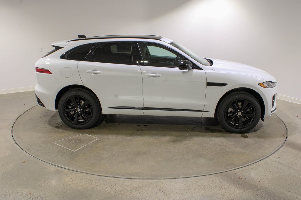 2026 Jaguar F-PACE P250 R-Dynamic S photo 3