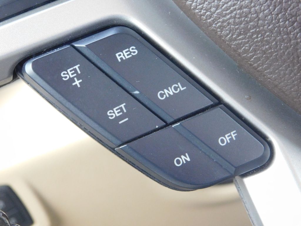 2019 Ford F-150 Lariat photo 39