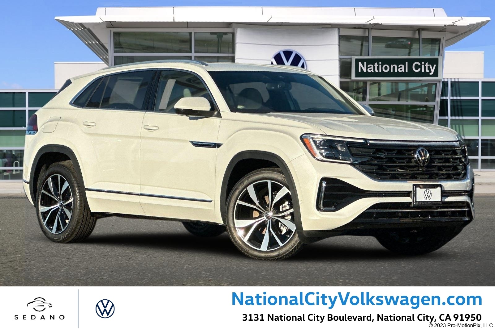 2026 Volkswagen Atlas Cross Sport SEL Premium R-LINE's photo