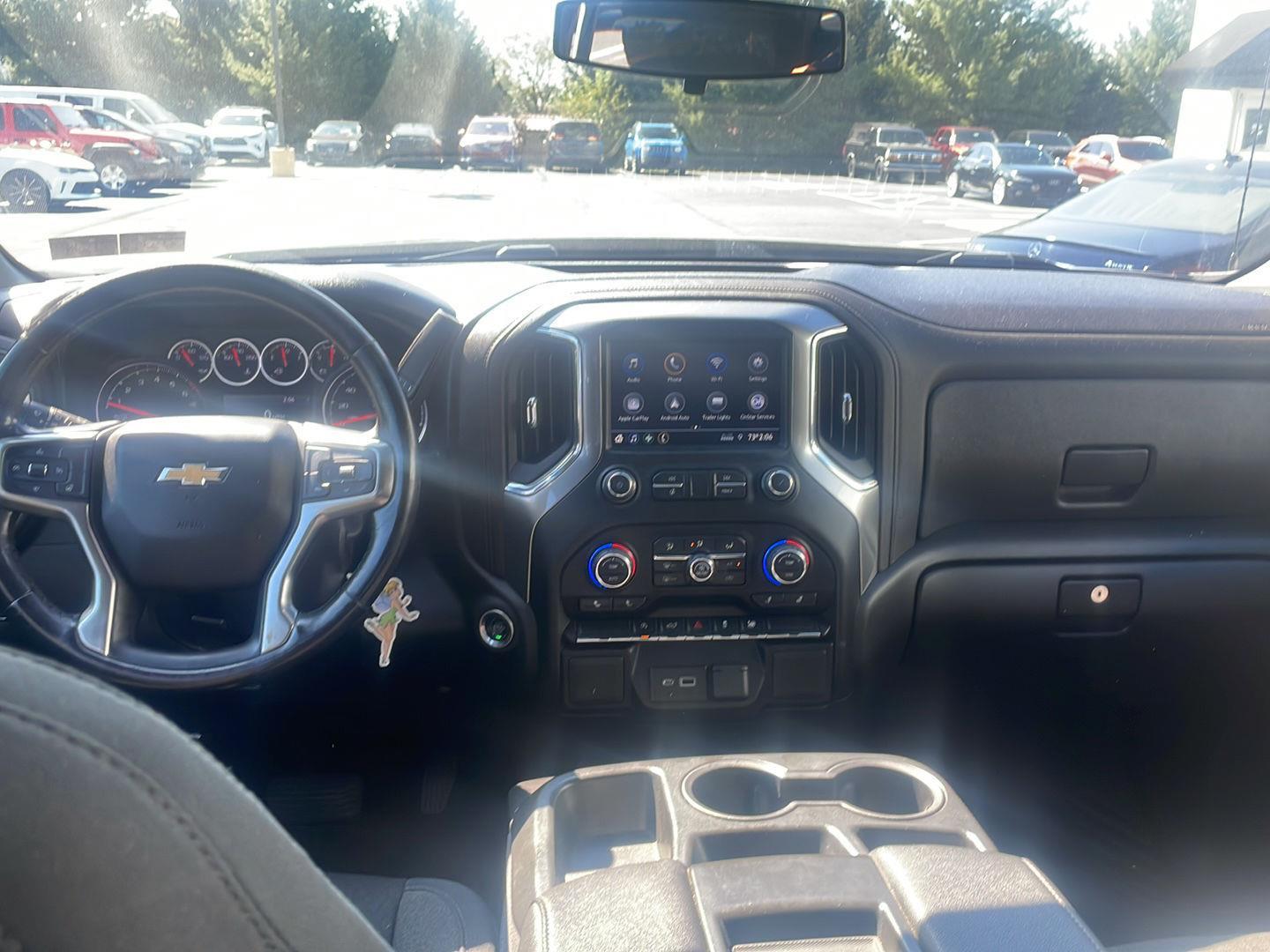 2021 Chevrolet Silverado 1500 LT photo 9