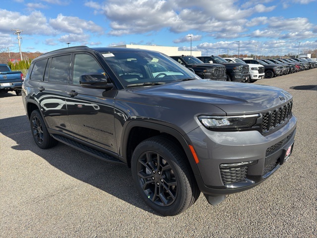 2025 Jeep Grand Cherokee L Limited's photo