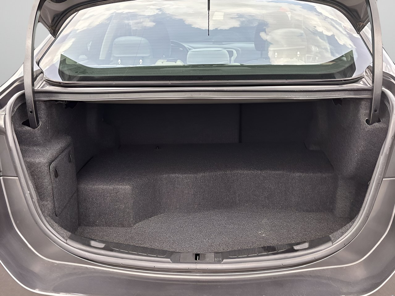 2018 Ford Fusion Hybrid S photo 23