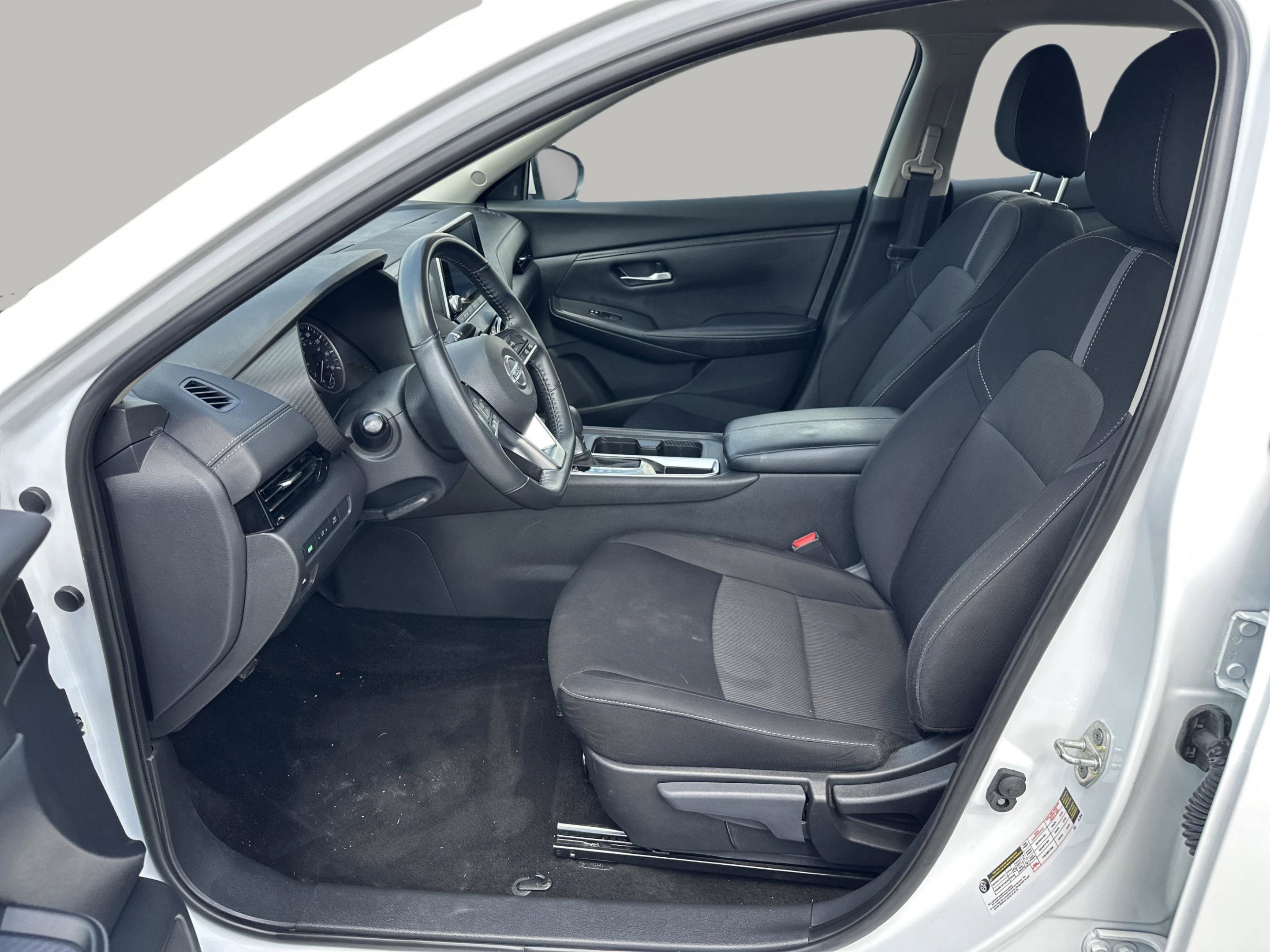 2023 Nissan Sentra SV photo 10
