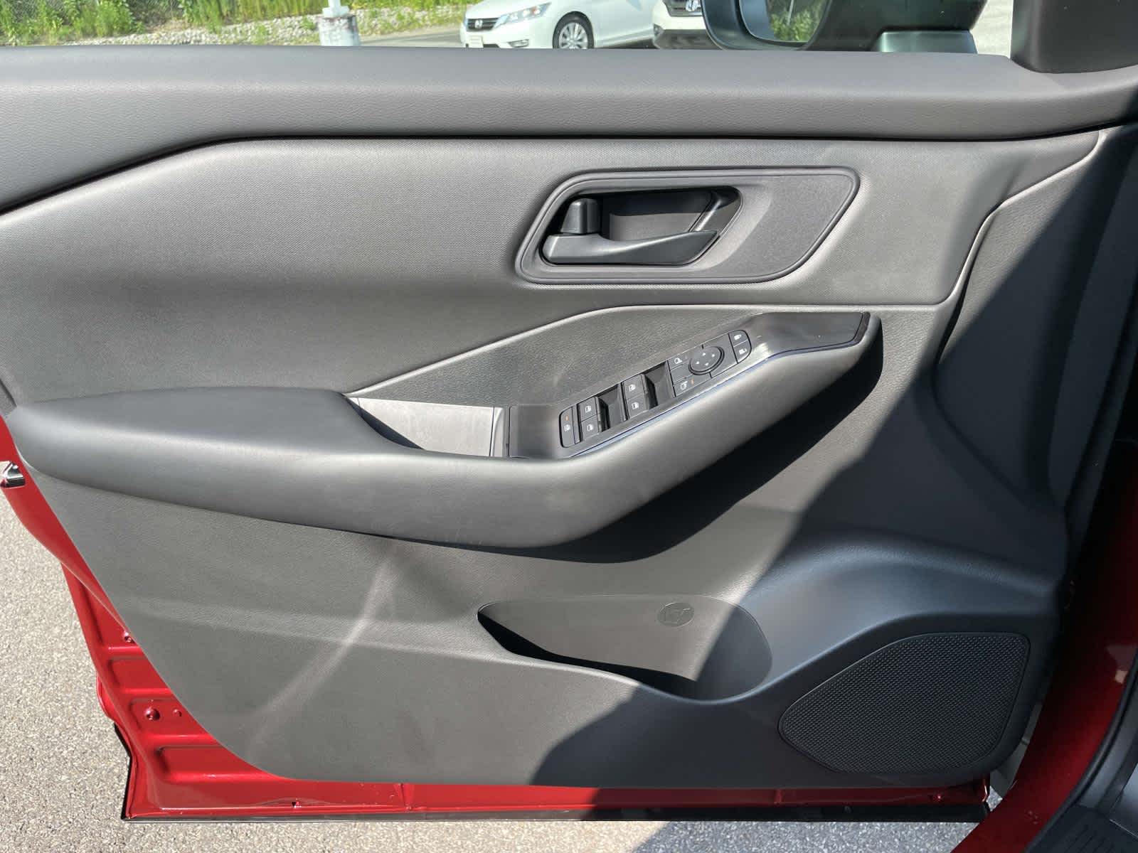 2026 Nissan Rogue S photo 21