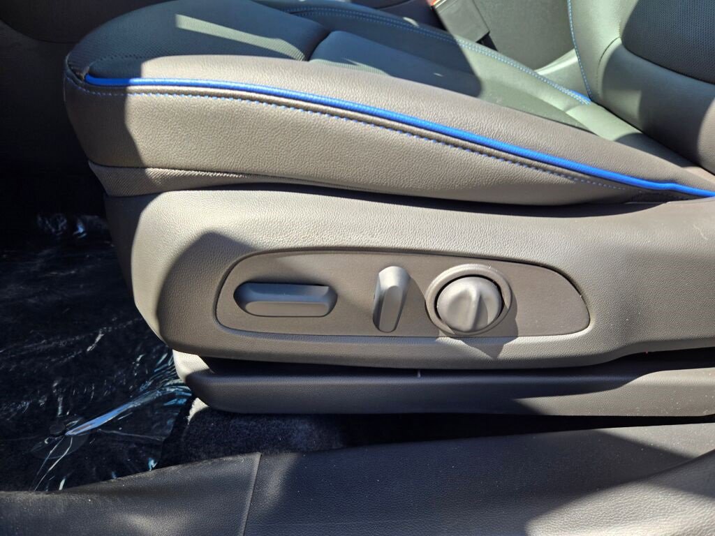 2026 Buick Encore GX Sport Touring photo 16