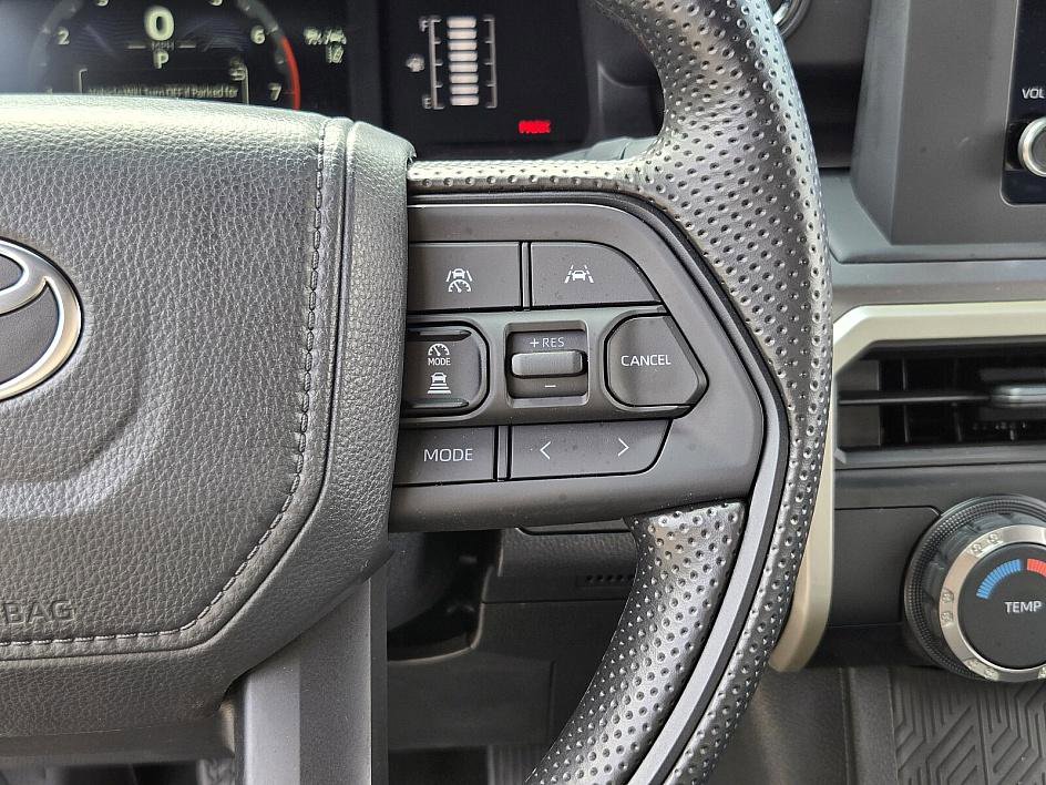 2025 Toyota Tacoma SR5 photo 23
