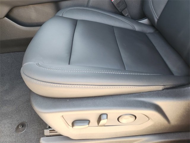 2026 Chevrolet Suburban LT photo 17