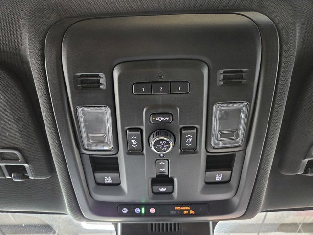 2024 Chevrolet Tahoe High Country photo 19