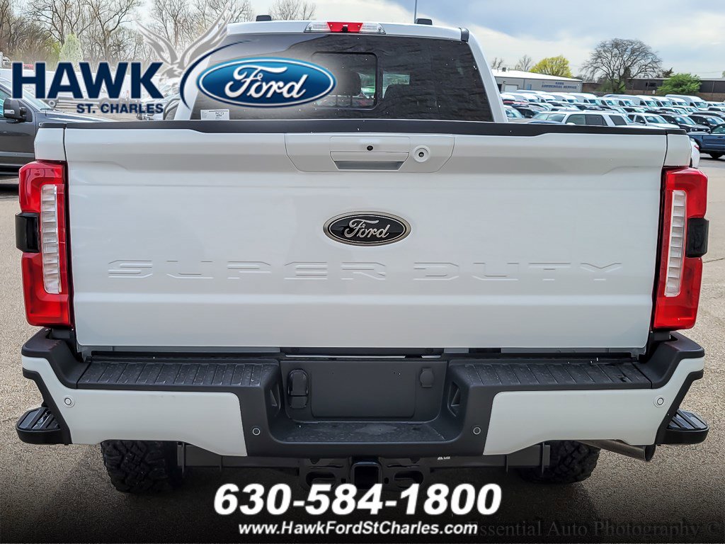 2025 FORD F-250 - Image 4