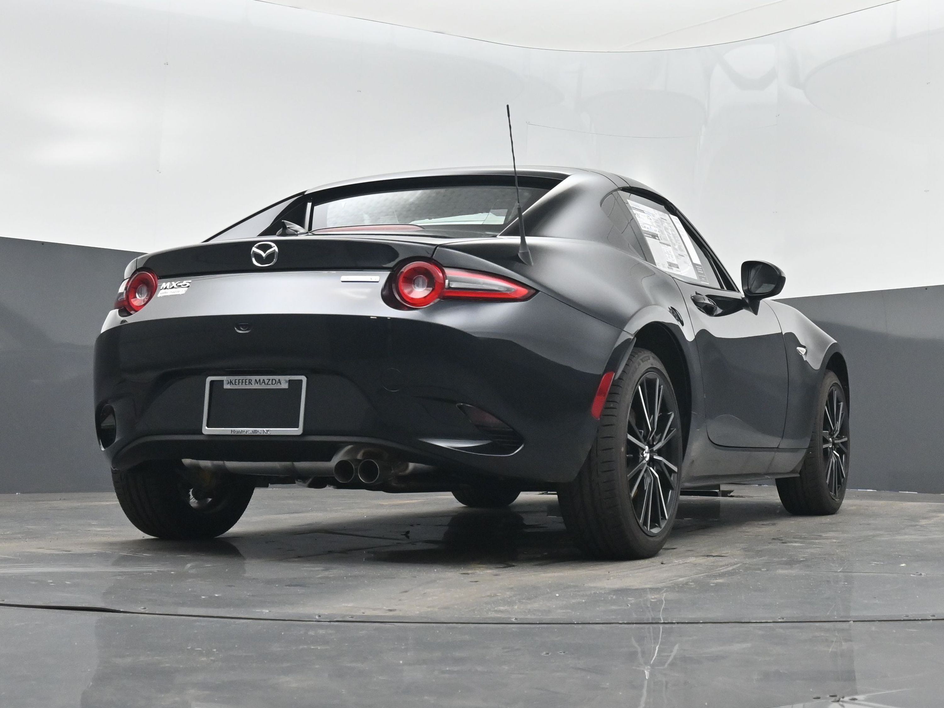 2025 Mazda MX-5 Miata Miata RF Grand Touring photo 22