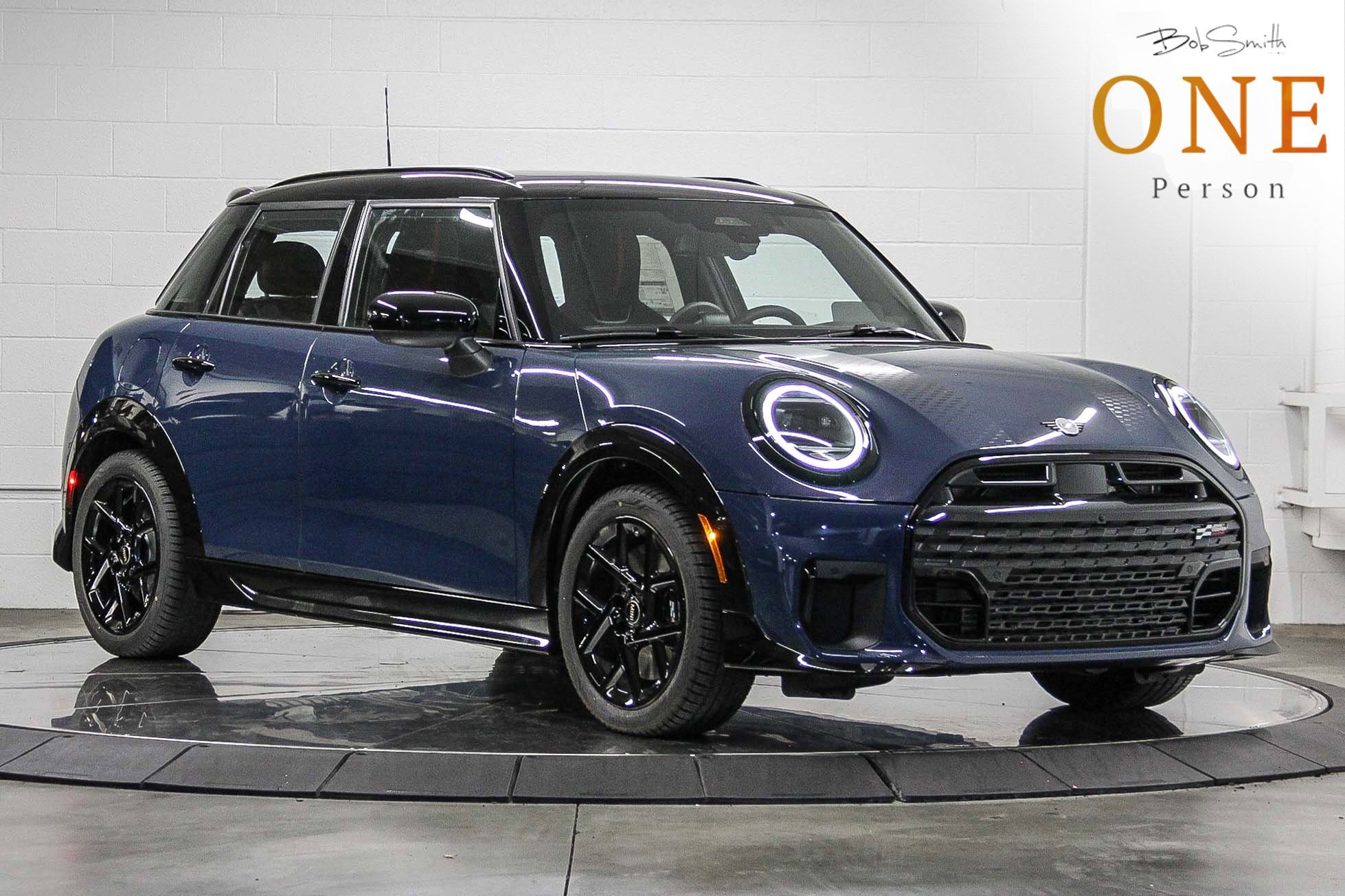 2026 MINI Hardtop 4 Door S's photo