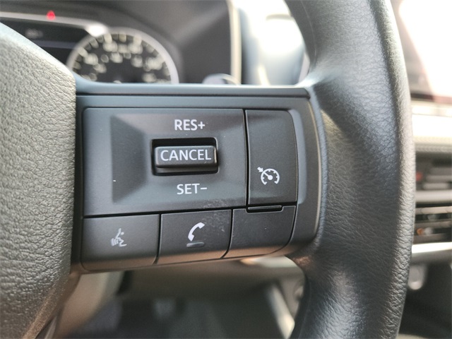 2026 Nissan Rogue S photo 14