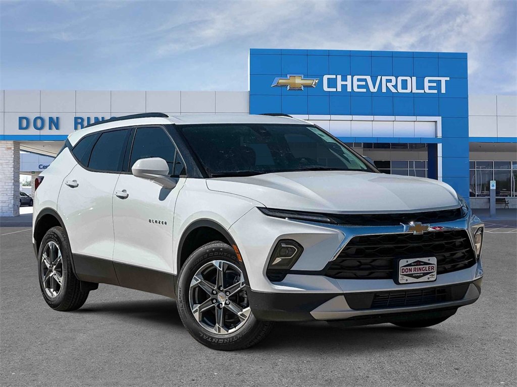 2025 Chevrolet Blazer 2LT's photo