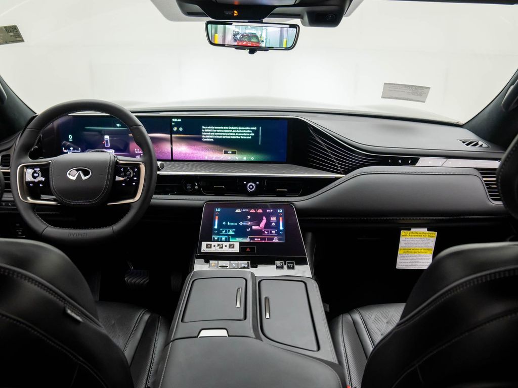 2026 Infiniti QX80 photo 9