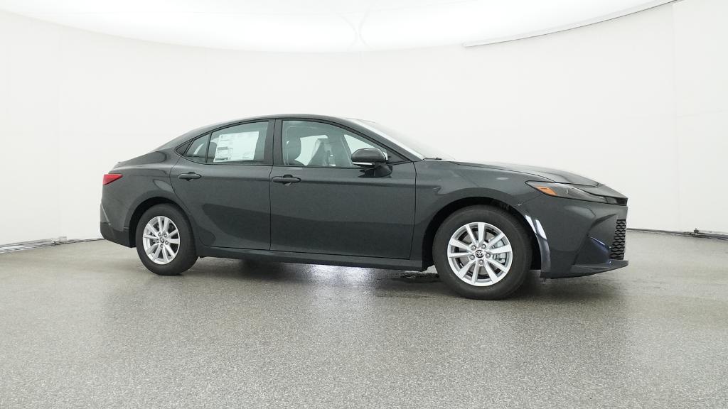 2026 Toyota Camry LE photo 28
