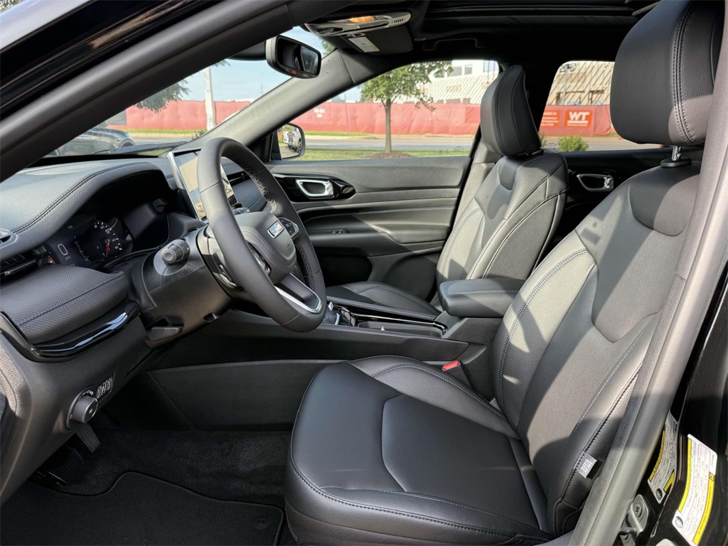 2025 Jeep Compass Limited photo 12