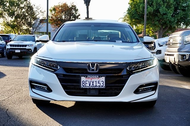 Used 2018  Honda Touring image 4