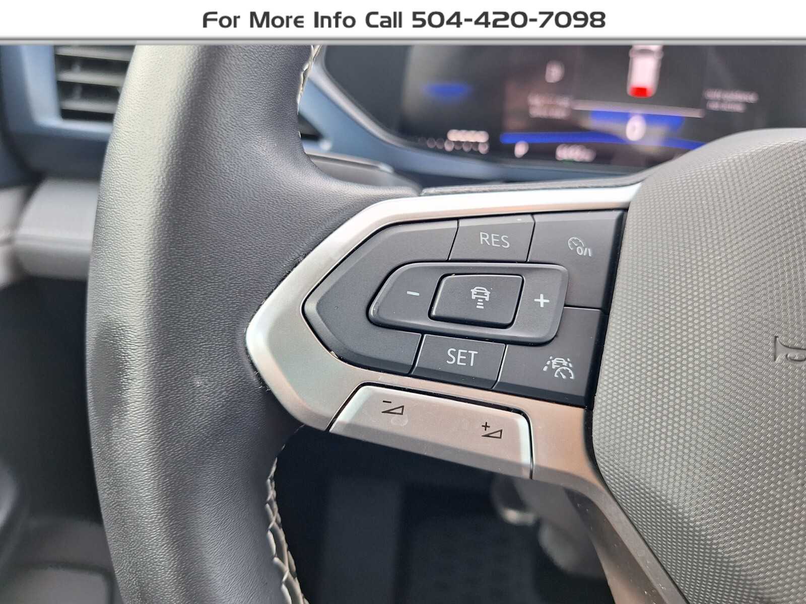 2024 Volkswagen Taos SE photo 17