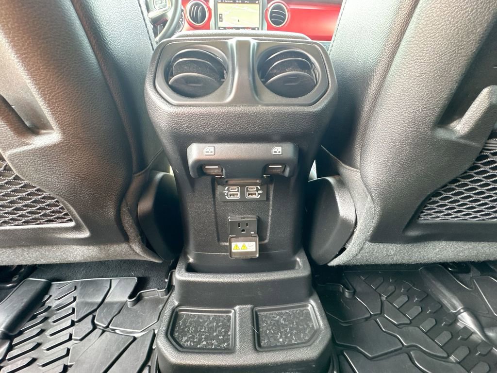 2019 Jeep Wrangler Unlimited Rubicon photo 19